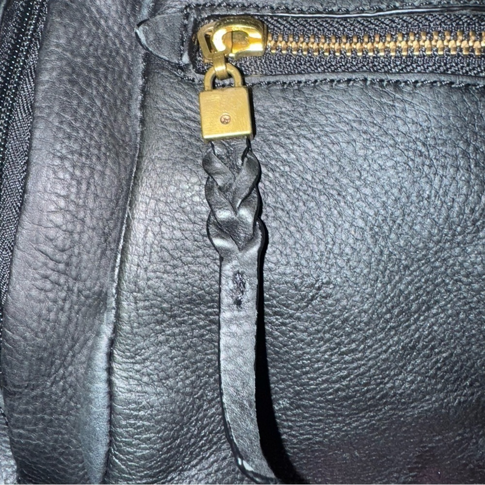 ELLIOTT LUCCA Gwen Black Pebbled Leather Gold Chain Strap Crossbody Bag - Picture 4 of 16